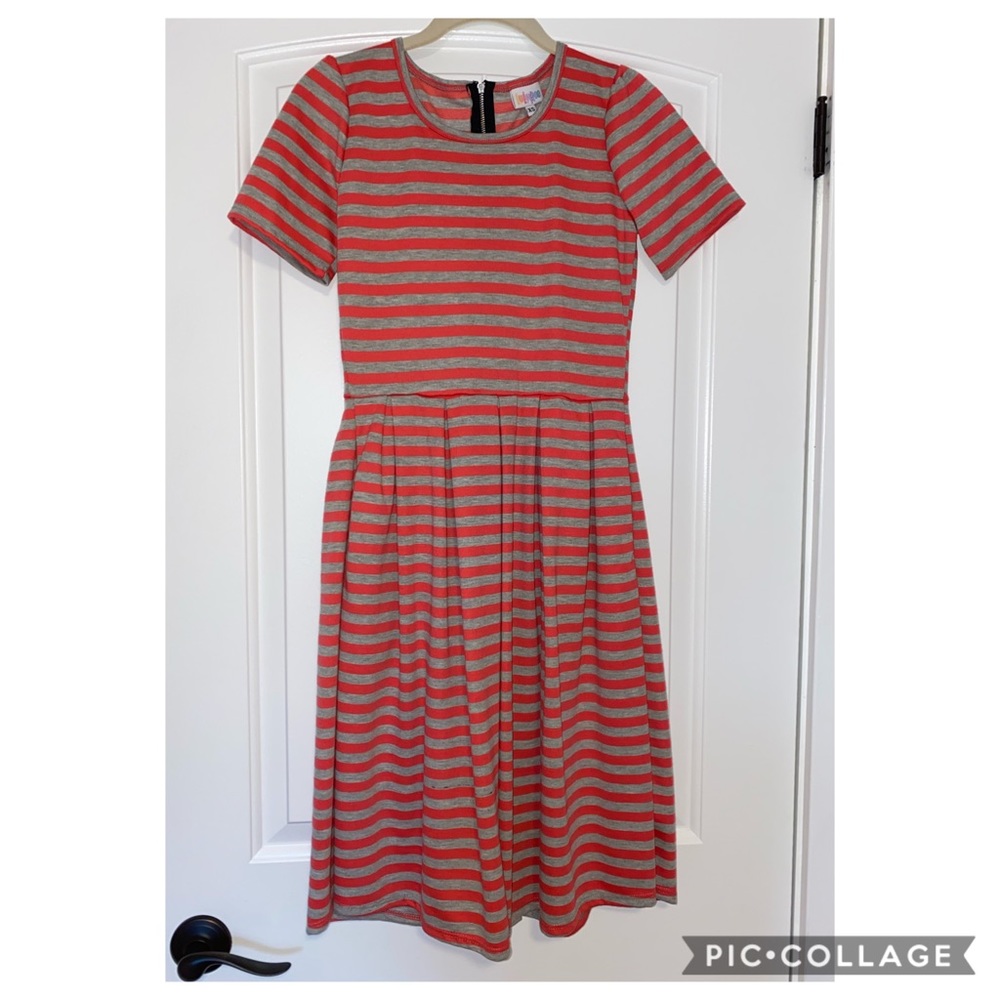 XS Lularoe Amelia dress